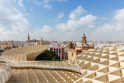 Metropol Parasol, viewing platform, Plaza de la Encarnacion, modern architecture, architect Juergen Mayer Hermann, view to the old town with the cathedral, Seville, Andalucia, Spain, Europe