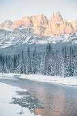 Riverside at Bow River, castle junction, Banff Town, Bow Valley, Banff National Park, Alberta, canada, north america