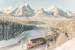 Train passing Morant´s Curve, Banff Town, Bow Valley, Banff National Park, Alberta, canada, north america