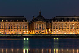 'River Garonne and the buildings of the ''Place de la Bourse'' at dusk'