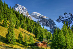 Alpine hut beneath Tribulaun, valley Pflerschtal, Stubai Alps, South Tyrol, Italy