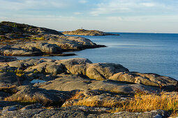Felsen an der Küste im Stora Amunddoen Naturpark , Schweden