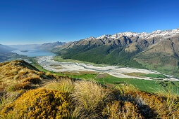 View to Dart River Valley and Lake Wakatipu, from Mount Alfred, Fiordland National Park, UNESCO Welterbe Te Wahipounamu, Queenstown-Lake District, Otago, South island, New Zealand
