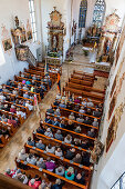 Gottesdienst in der Kirche, katholisch, Fronleichnam, Prozession, Sipplingen, Überlinger See, Bodensee, Baden-Württemberg, Deutschland, Europa