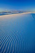 White sand dunes, White Sands National Monument, New Mexico, USA