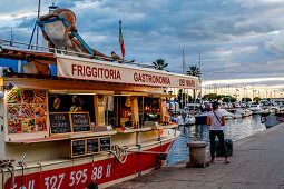 Seafood bistro Friggitoria Gastronomia dei Mari, Viareggio, Tuscany, Italy, Europe