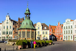 Wasserkunst am Marktplatz, Wismar, Baltic Sea Coast, Mecklenburg-Western Pomerania