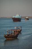 Traditionelle Lenj-Schiffe auf Qeshm im Persischen Golf, Iran, Asien