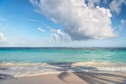 karibischer Traumstrand auf San Andres, Departamento San Andrés und Providencia, Kolumbien, Karibik, Südamerika