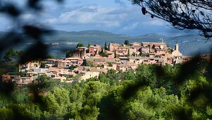 Roussillion in the Luberon, Provence, France