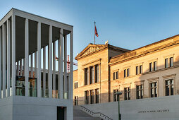 Pergamonmuseum, James Simon Galerie, neues Besucherzentrum am Kupfergraben,  Eingang zum Pergamonmuseum, Museumsinsel, Berlin