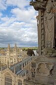 Blick vom Kirchturm der St. Mary the Virgin Kirche auf das All Souls College, Unirversity, Oxford, Oxfordshire, England