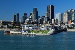 Blick auf den alten Hafen in Montreal, Quebec, Kanada