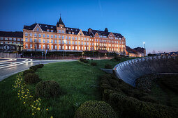 Hauptsitz des Unternehmens Aesculap, Tuttlingen, Baden-Württemberg, Donau, Deutschland