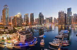 Wolkenkratzer an der Dubai Marina, Dubai, Vereinigte Arabische Emirate