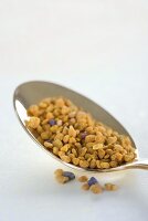 Pollen on spoon