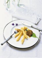 Deep-fried white asparagus