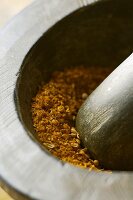 Spice mixture in mortar