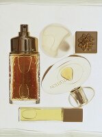 Ausgefallene Parfumflakons von Chanel, Lauder, Sander, St. Laurent