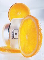 Antifaltencreme von ERNO, mit Vit. C Orangenscheiben