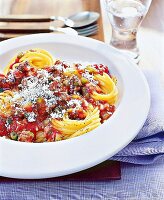 Spaghetti mit Beefsteak-Bolognese 