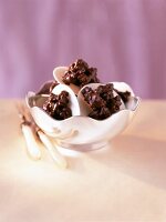 Kapuzinerln almond chocolates in bowl
