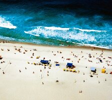 Strand in Rio, Vogelperspektive. 