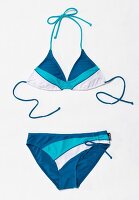 Freisteller: Triangel-Bikini blau-weiß, sportlich