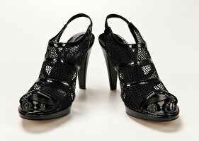 Sandalen mit Netz in Schwarz 