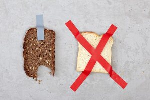 Ernährungs-Check: Schwarzbrotscheibe contra Toastbrotscheibe
