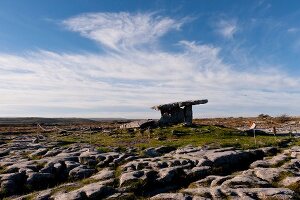 Irland: Burren, Megalithgrab Poulnabrone Dolmen
