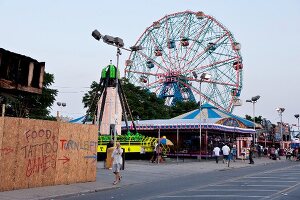 New York: Coney Island, luna park, Riesenrad, x