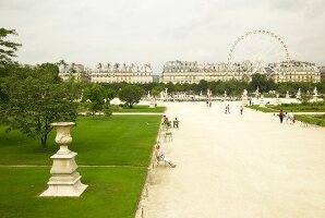 Paris: Jardin des Tuileries, Riesen- rad.