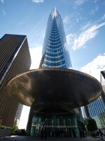 Paris: La Défense, Bürotürme, Himmel blau