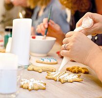 Lebkuchenkekse, Lebkuchenkeks, verzieren, dekorieren, Step, Schritt