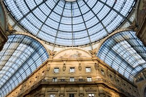 People shopping at Galleria Vittorio Emanuele II, Milan, Italy