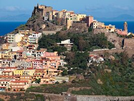 Sardinien, Provinz Sassari, Blick auf Castelsardo, Mittelmeer