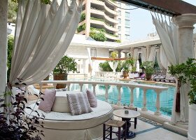Beirut, InterContinental Phoenicia Beirut Hotel, Amethyste Lounge