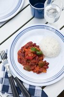 Vegetarian chilli with rice