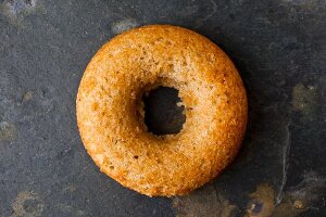 Glutenfreier gebackener Doughnut