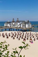 The Kaiserpavillon restaurant on the Sellin pier, Sellin, Rügen, Baltic Sea