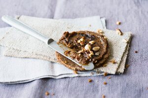 Vegan plum and poppyseed spread with cinnamon and marzipan