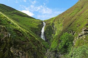 Auf den Spuren von Sir Walter Scott: Wasserfall Grey Mare's Tail, Lowlands, Schottland
