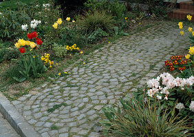 Granite headstone paving