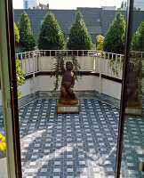 Roof terrace with black (white marble mosaic)