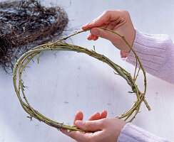 Spring bouquet in a willow wreath, Spring arrangement in a glass bowl (2/6)