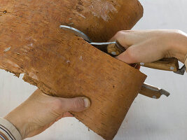 Pot wrapped with birch bark (2/6) (1/3)