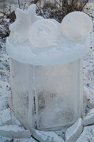 Ice art: Decorative objects made of ice