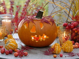 Halloween - Kürbisse basteln mit Kindern