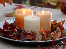 Candle wreath of autumn leaves 2/2